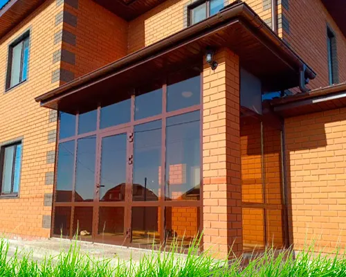 Остеклённая веранда